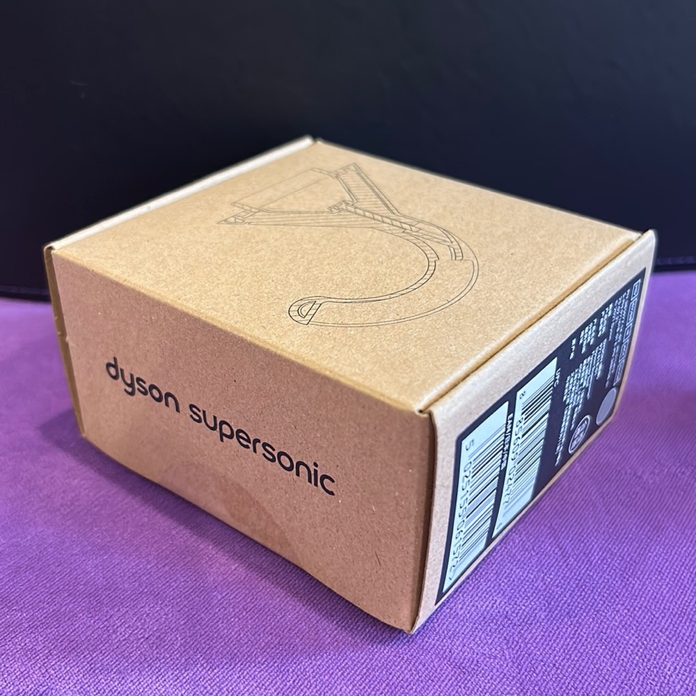 DYSON BRAND NEW Flyaway attachment (Iron)